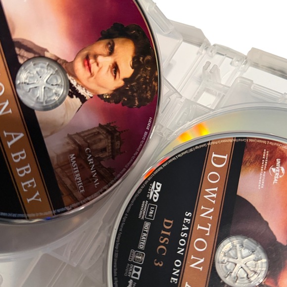 Downton Abbey Collector's Edition DVD Seasons 1-3 Movie & TV Collection Set - Picture 7 of 10